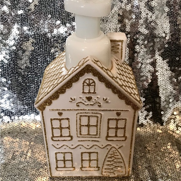 Bath & Body Works Accents Bath And Body Works Gingerbread House